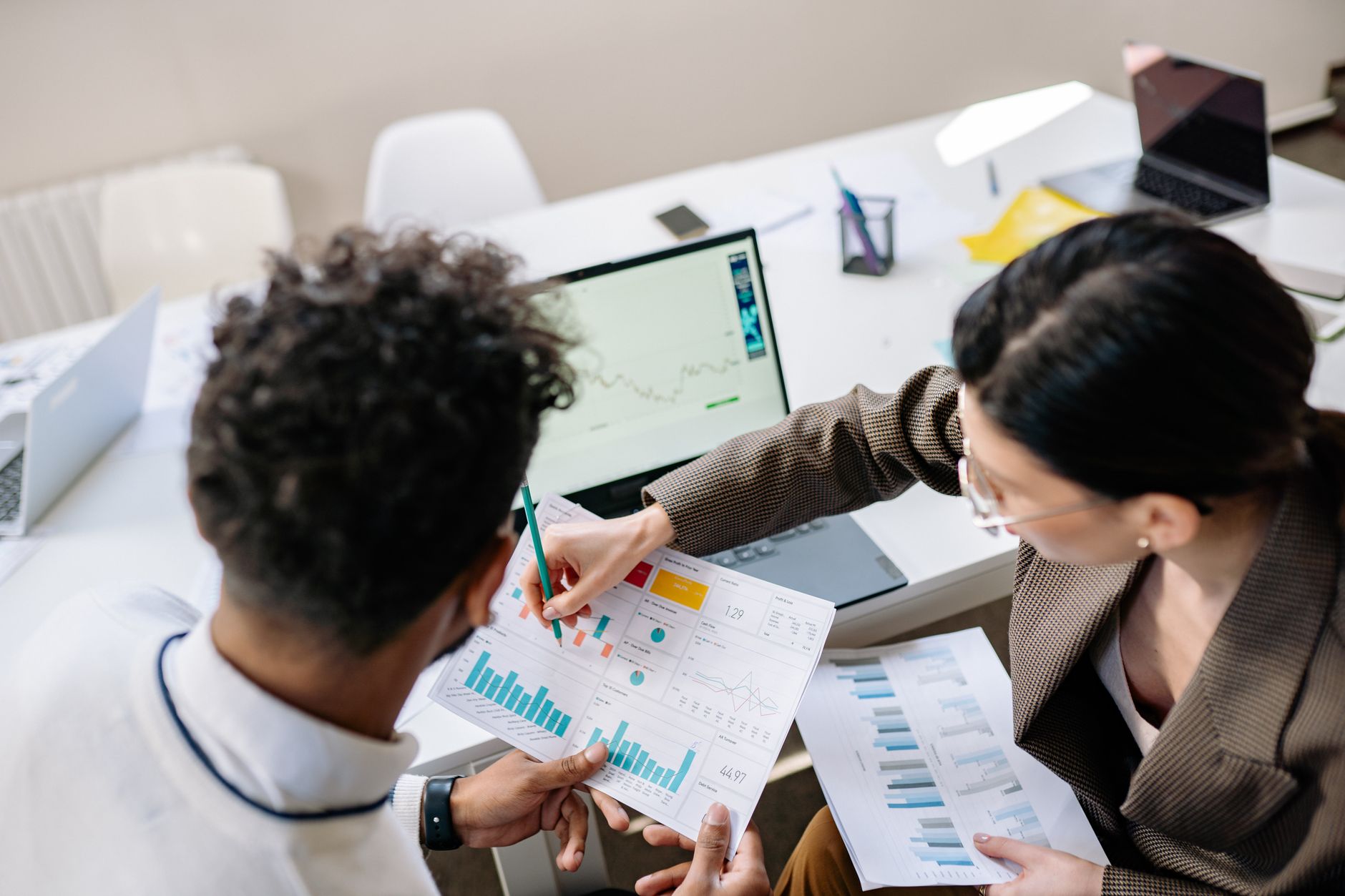 Business Valuation Methods: What UK Buyers Must Know