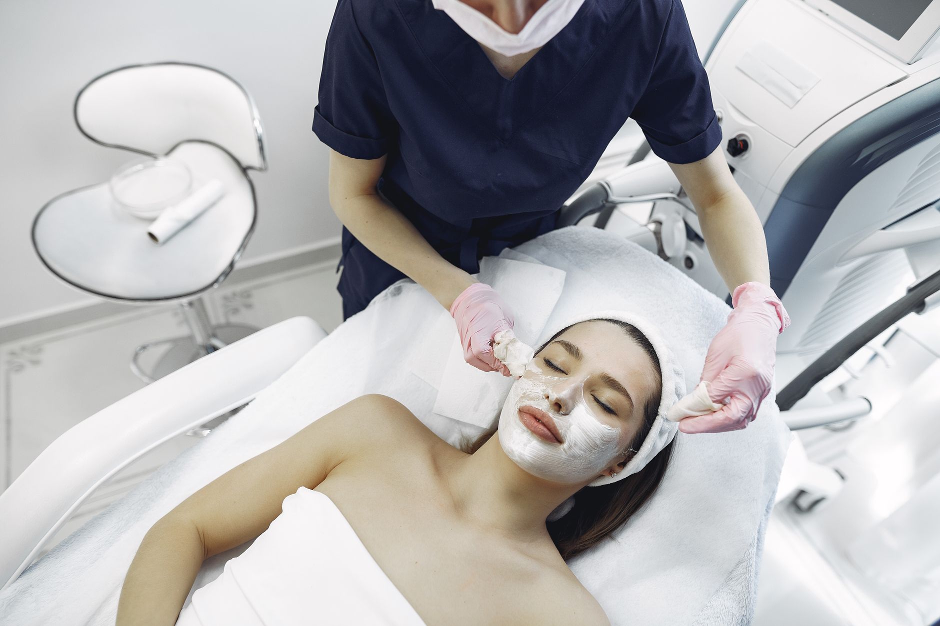 UK Aesthetics & Medical Beauty: Investor Briefing 2025