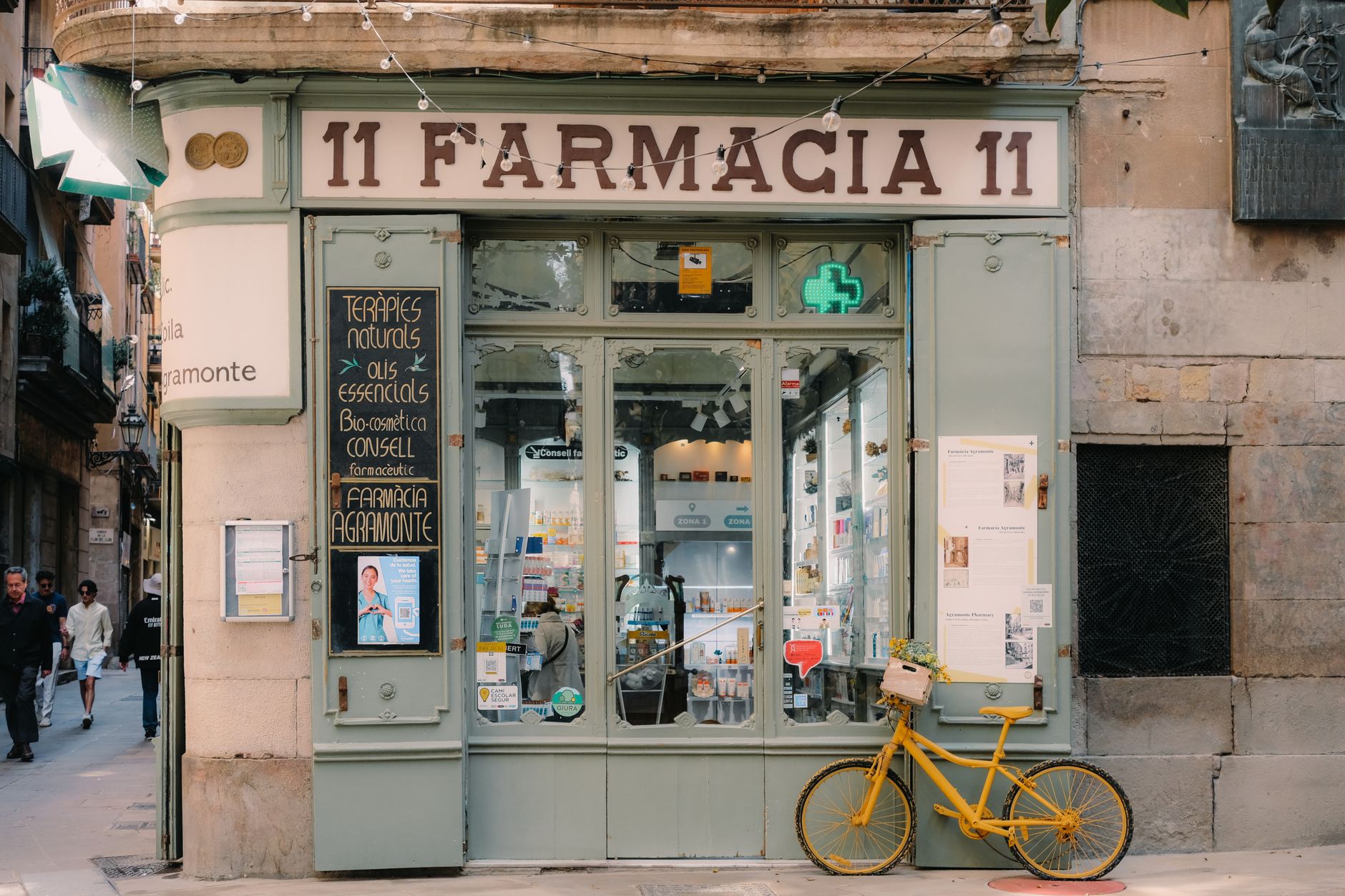 UK Pharmacy Sector: Investor & Acquisition Briefing 2025
