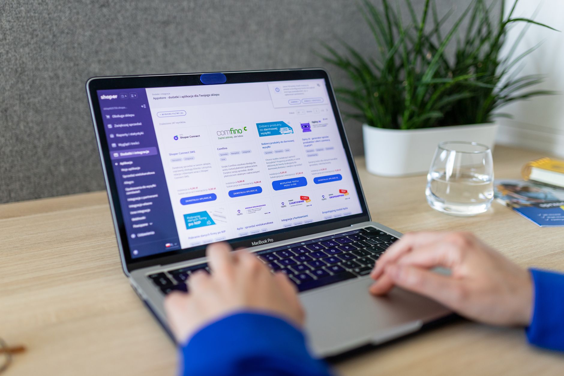Local Service Pages: Win More Nearby Customers in 2025